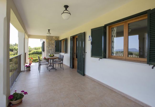 Villa en Alcúdia - AUBELLONS. Espacio y tranquilidad cerca de Alcudia Villa en Alcúdia - AUBELLONS. Espacio y tranquilidad cerca de Alcudia