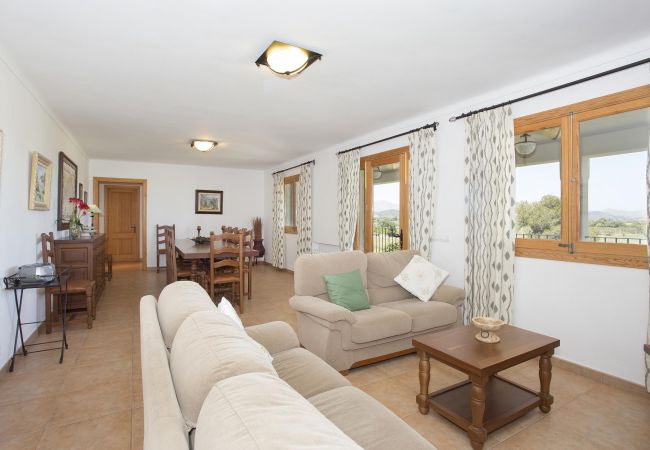 Villa en Alcúdia - AUBELLONS. Espacio y tranquilidad cerca de Alcudia Villa en Alcúdia - AUBELLONS. Espacio y tranquilidad cerca de Alcudia