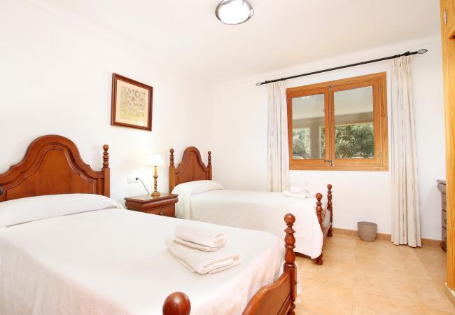 Villa en Alcúdia - AUBELLONS. Espacio y tranquilidad cerca de Alcudia Villa en Alcúdia - AUBELLONS. Espacio y tranquilidad cerca de Alcudia