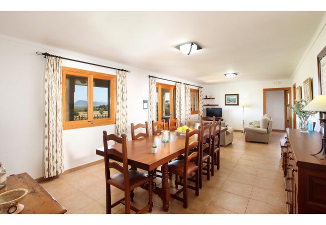 Villa en Alcúdia - AUBELLONS. Espacio y tranquilidad cerca de Alcudia Villa en Alcúdia - AUBELLONS. Espacio y tranquilidad cerca de Alcudia