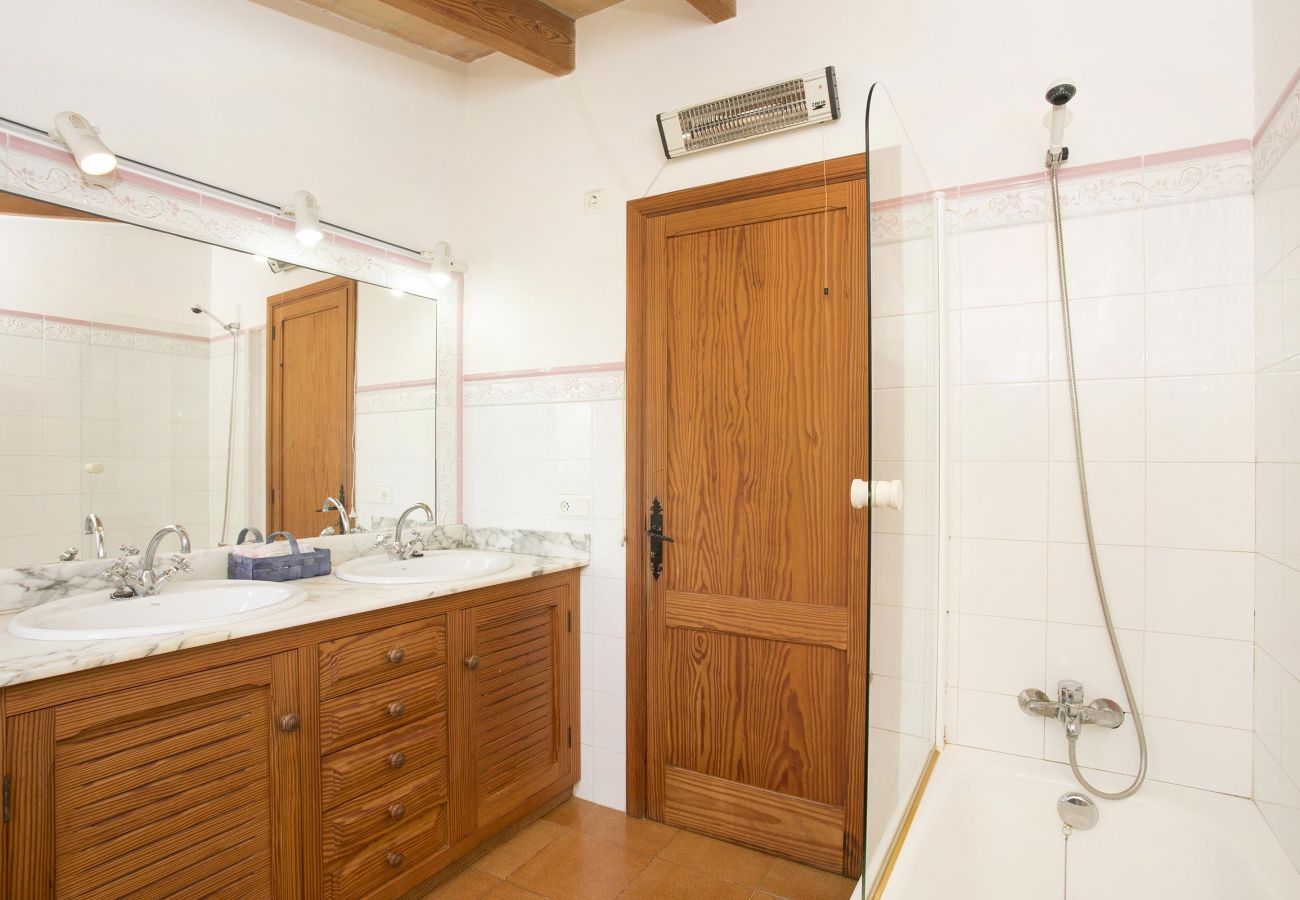 Villa en Pollensa - CREUS. Atractiva casa con piscina