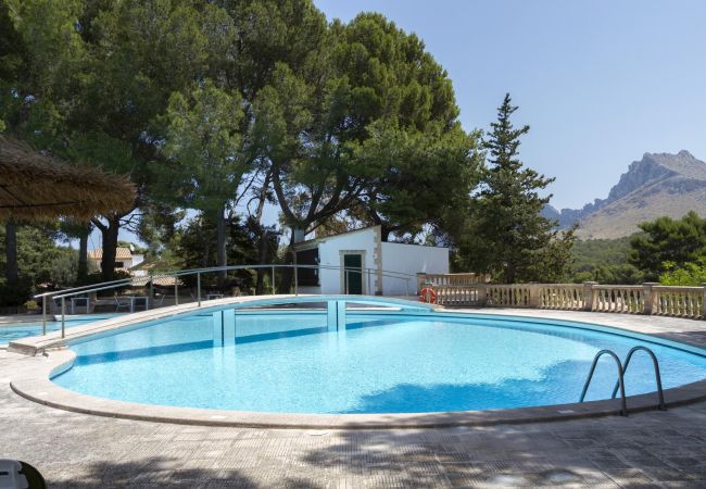 Villa en Cala San Vicente - GRAN VORAMAR CALA. 200 m2 de piscina y 6 habitaciones Villa en Cala San Vicente - GRAN VORAMAR CALA. 200 m2 de piscina y 6 habitaciones