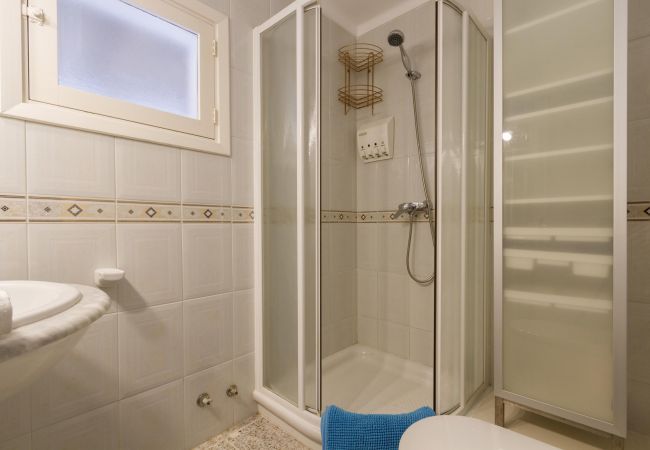 Villa en Cala San Vicente - GRAN VORAMAR CALA. 200 m2 de piscina y 6 habitaciones Villa en Cala San Vicente - GRAN VORAMAR CALA. 200 m2 de piscina y 6 habitaciones