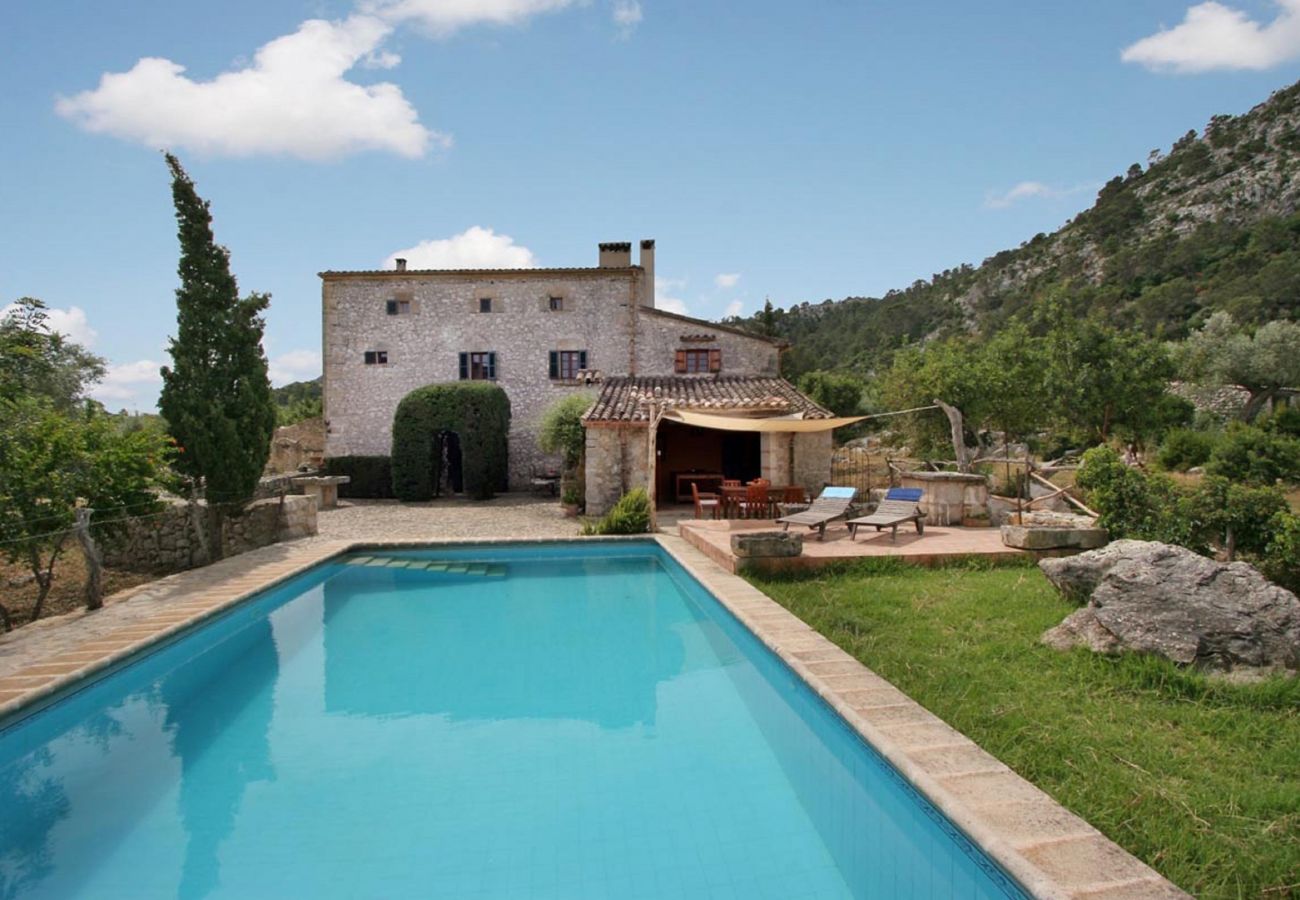 Villa en Pollensa - GUILLO. 300 años de historia en un paraje eterno