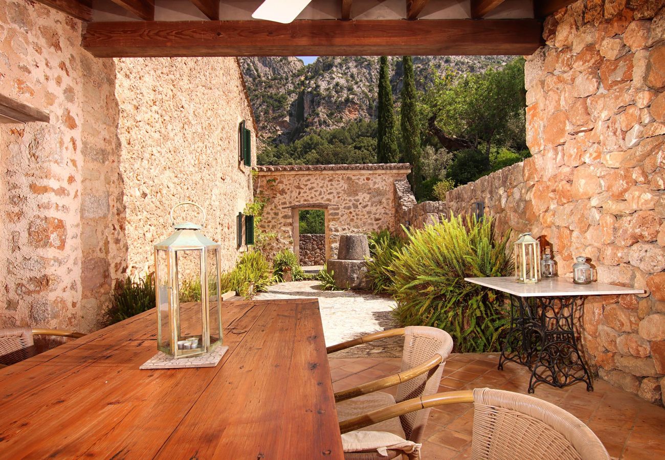 Villa en Pollensa - PASCOL. Villa de más 250 años en un entorno espectacular