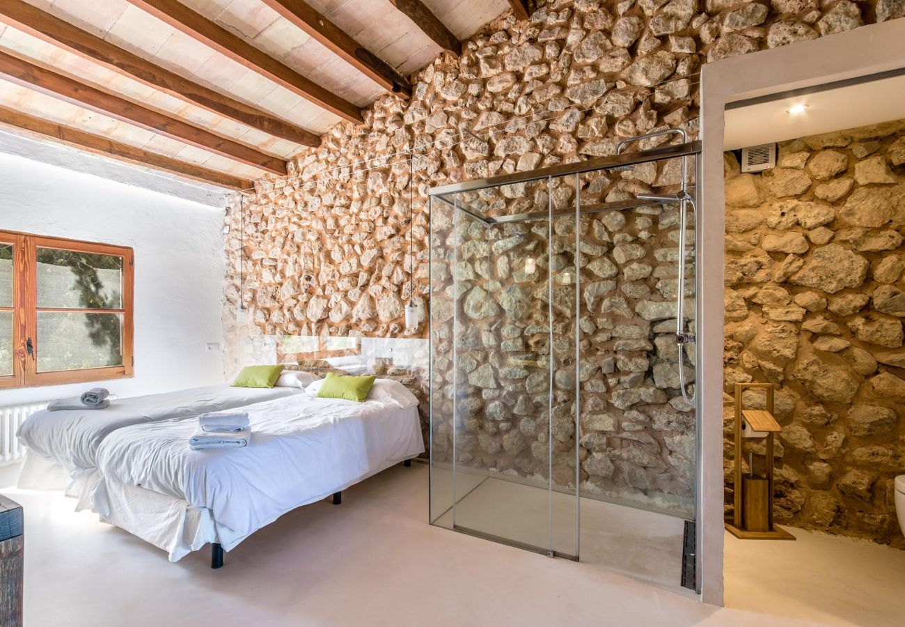 Villa en Buger - RAFAL ANTIC. Tipica casa mallorquina totalmente restaurada en Buger