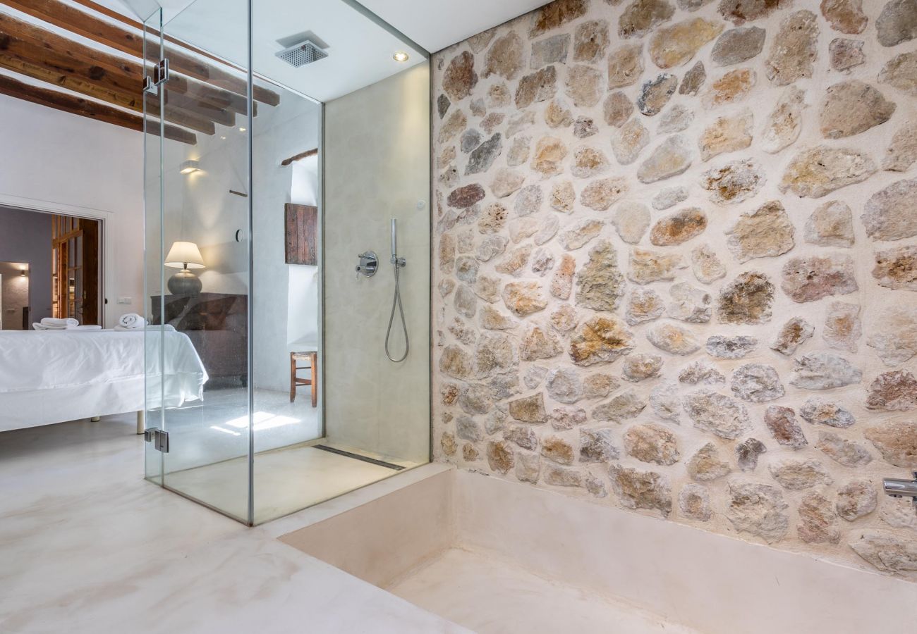 Villa en Buger - RAFAL ANTIC. Tipica casa mallorquina totalmente restaurada en Buger