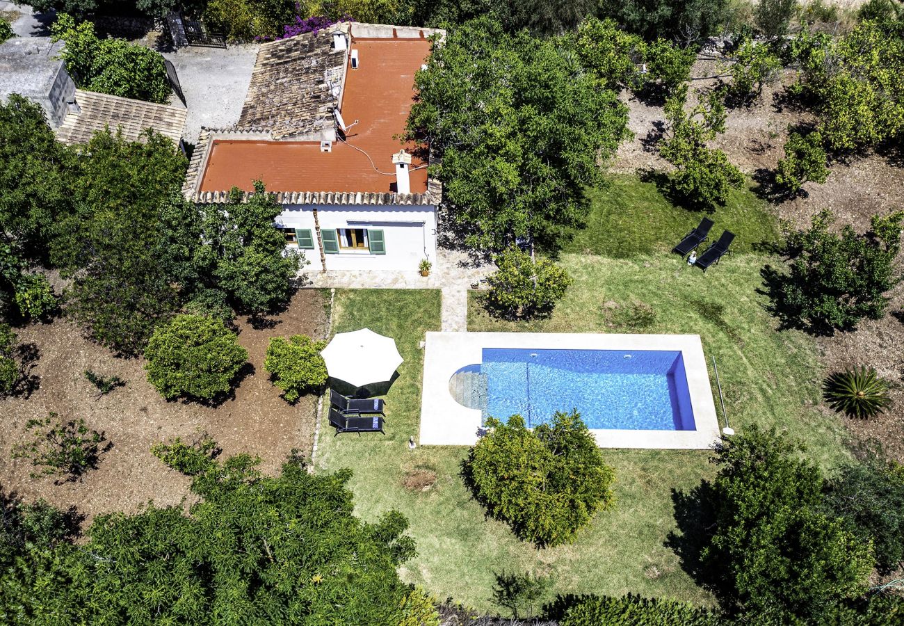 Villa en Pollensa - TERNELLES. Típica casa de estilo mallorquín situada en el valle de Pollensa