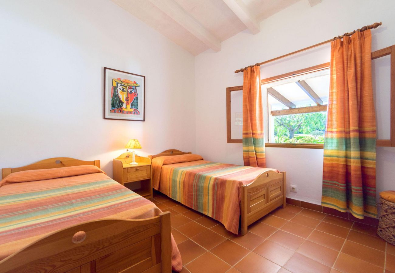 Villa en Alcúdia - VERD. Bonita casa de campo de estilo tradicional