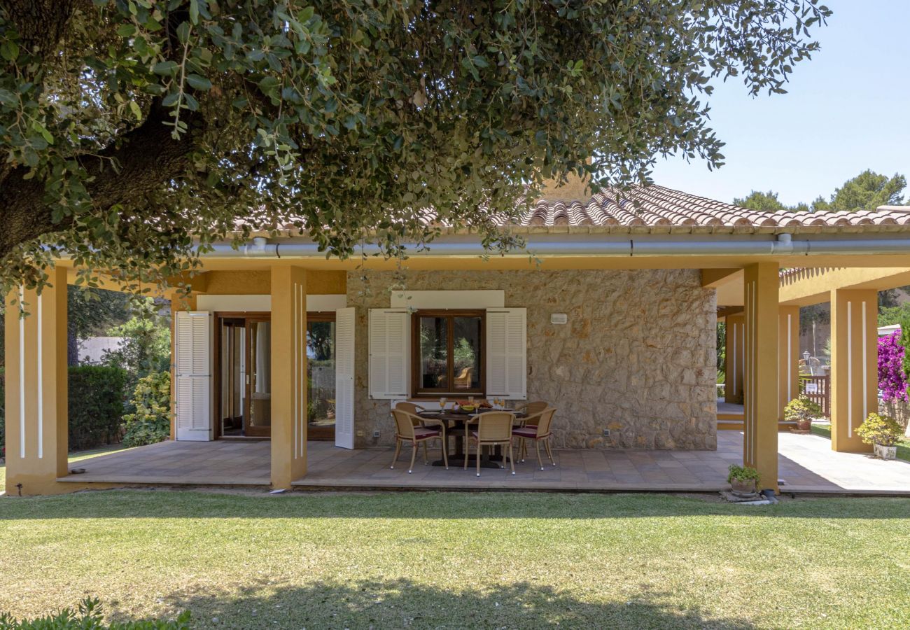 Villa en Cala San Vicente - FORMOSA. Una de las villas más exitosas. Impresionante jardín