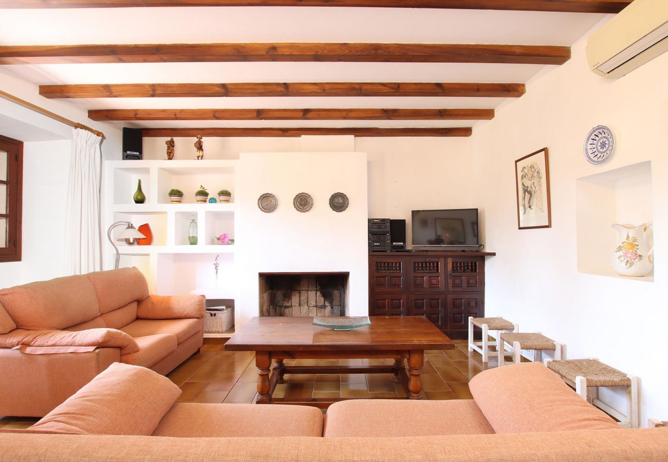 Villa en Pollensa - PUNXA. Acogedora casa rústica mallorquina próxima al pueblo