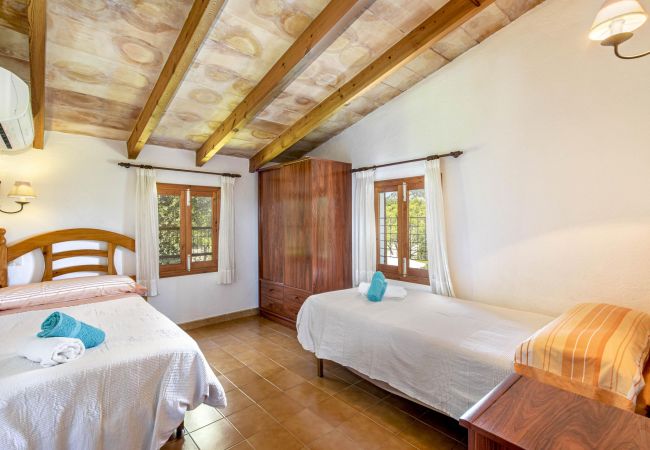 Villa en Pollensa - CA NA CATALINA (MARINA NOVA). Un jardín que hará las delicias de jóvenes y adultos Villa en Pollensa - CA NA CATALINA (MARINA NOVA). Un jardín que hará las delicias de jóvenes y adultos