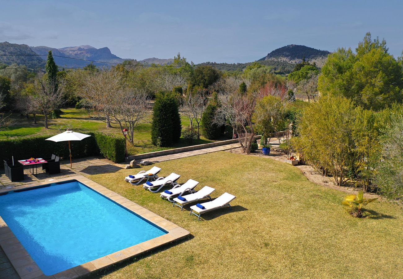 Villa en Pollensa - MARINA NOVA. Un jardín que hará las delicias de jóvenes y adultos