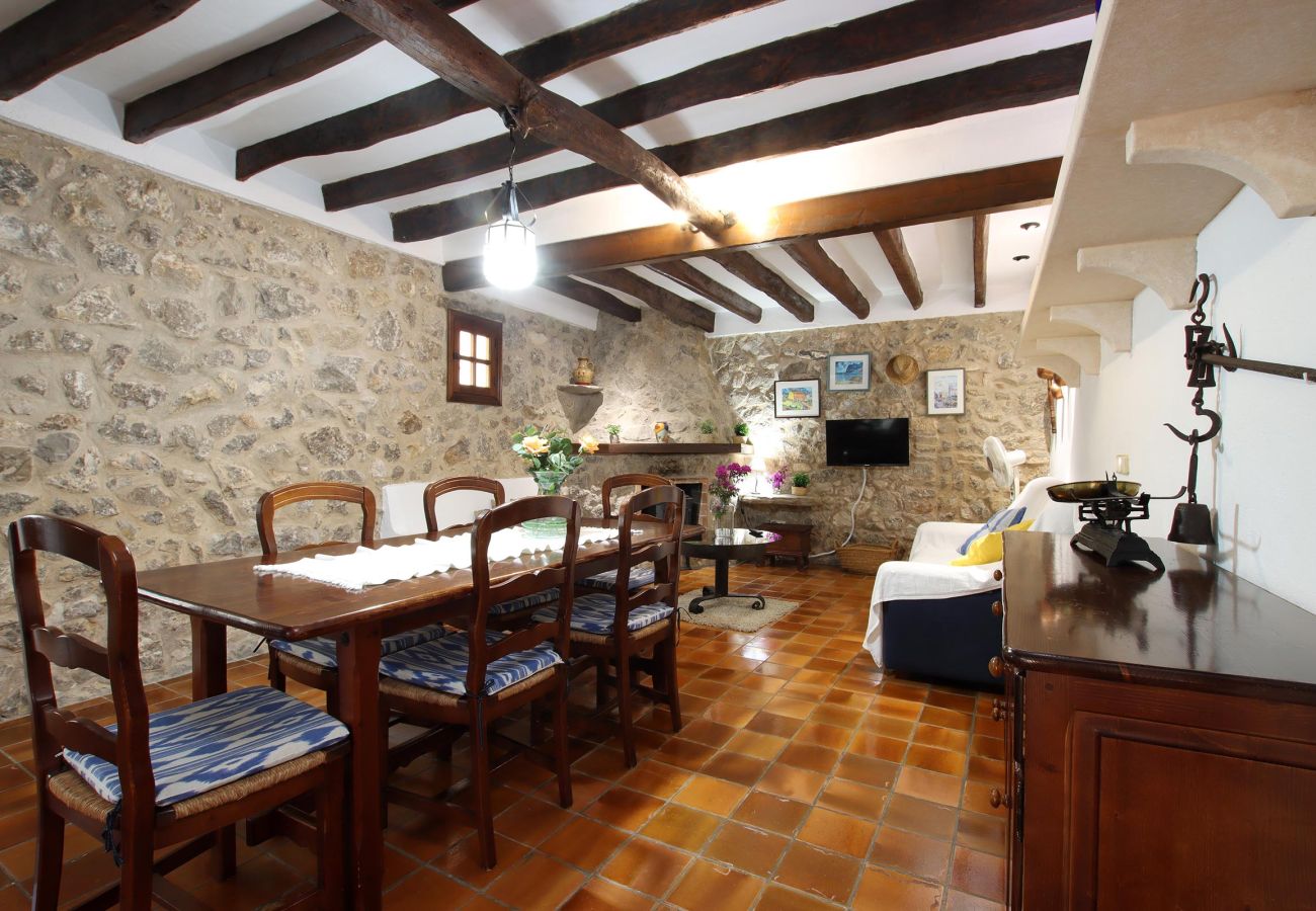 Villa en Puerto Pollensa - BOQUER PETIT (PIEDRA). Rodeada de naturaleza, pero cerca del Pto. Pollensa