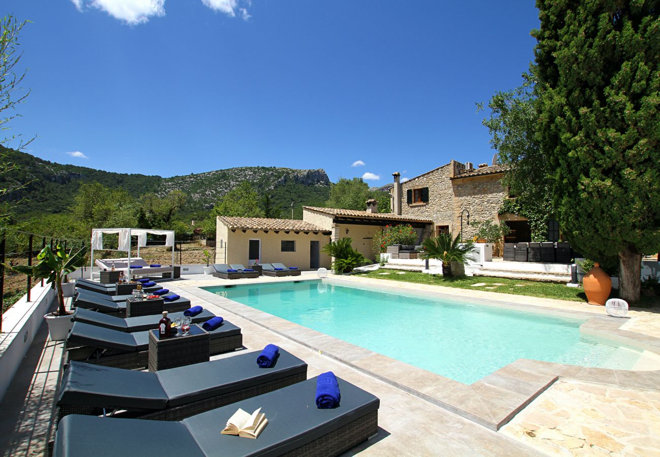 Villa en Pollensa - JAUME RAMONA. Impresionante villa recién reformada en un paraje único