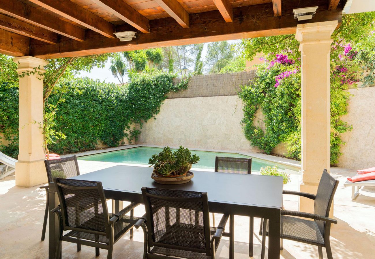 Villa en Cala San Vicente - RACONET. Magnífica villa en la Cala San Vicente