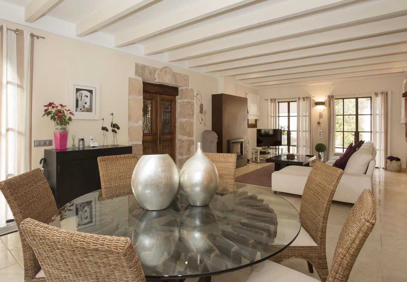 Villa en Cala San Vicente - RACONET. Magnífica villa en la Cala San Vicente