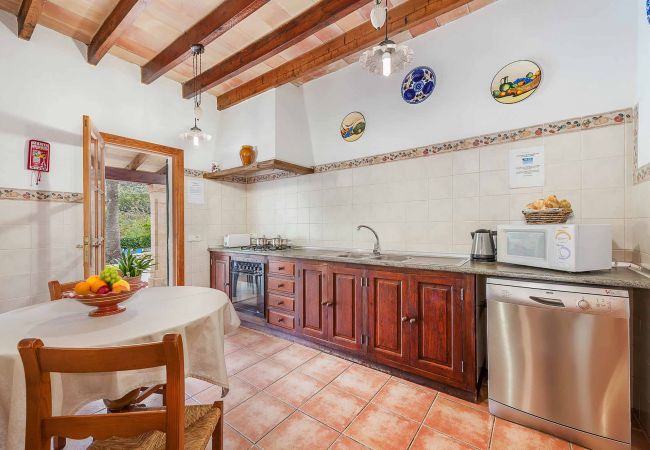 Villa en Cala San Vicente - CLAVET. Agradable villa junto a la Cala San Vicente Villa en Cala San Vicente - CLAVET. Agradable villa junto a la Cala San Vicente