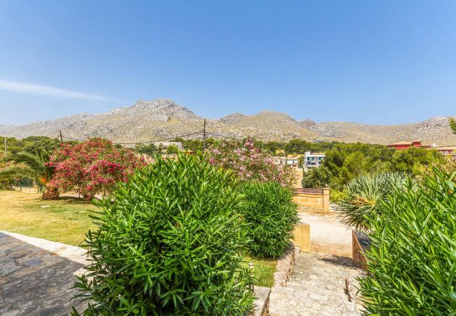 Villa en Cala San Vicente - ALEXANDRIA. Casa con estilo junto a la playa