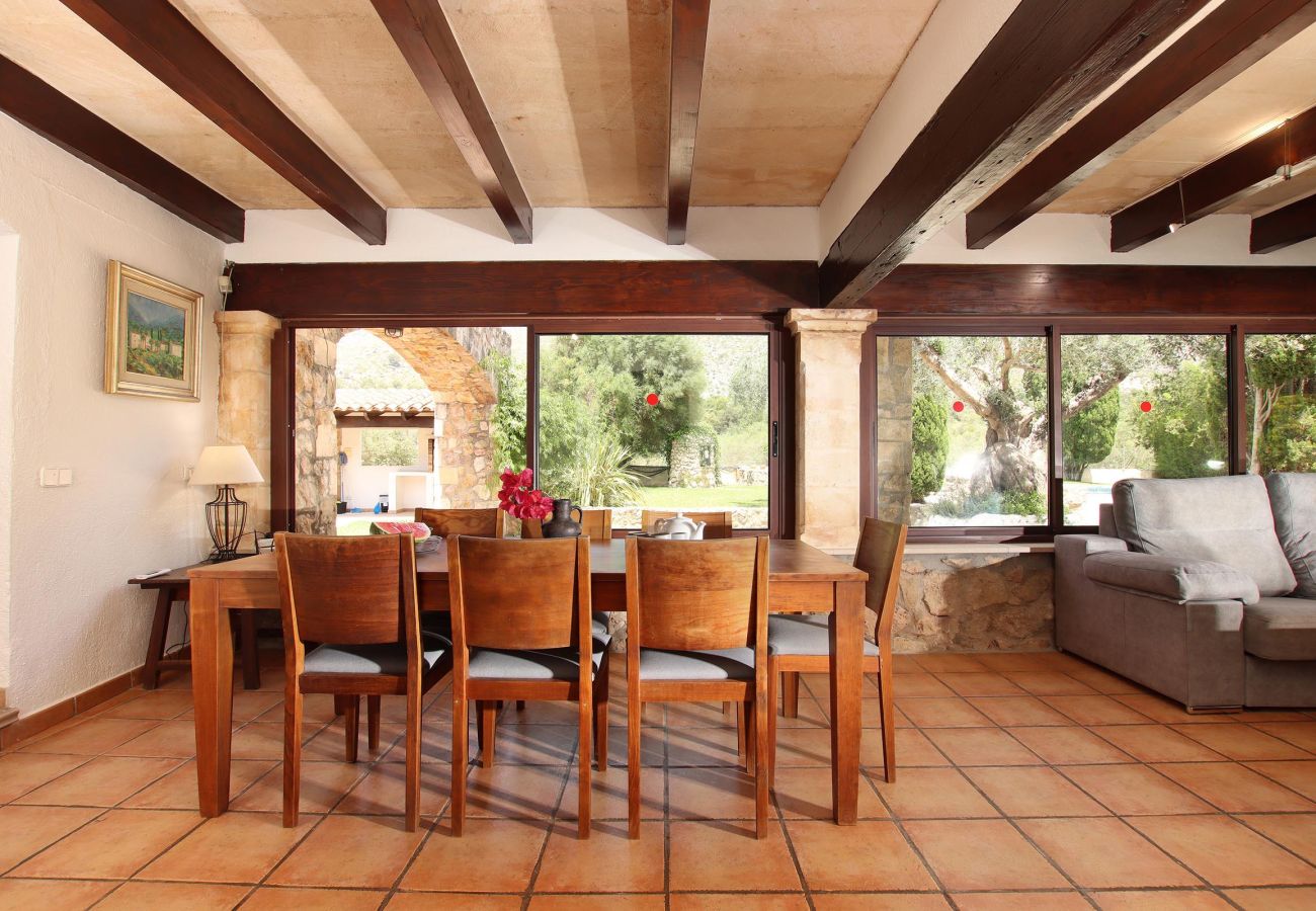 Villa en Cala San Vicente - MARTORELLET. Encantadora villa cerca de Cala San Vicente