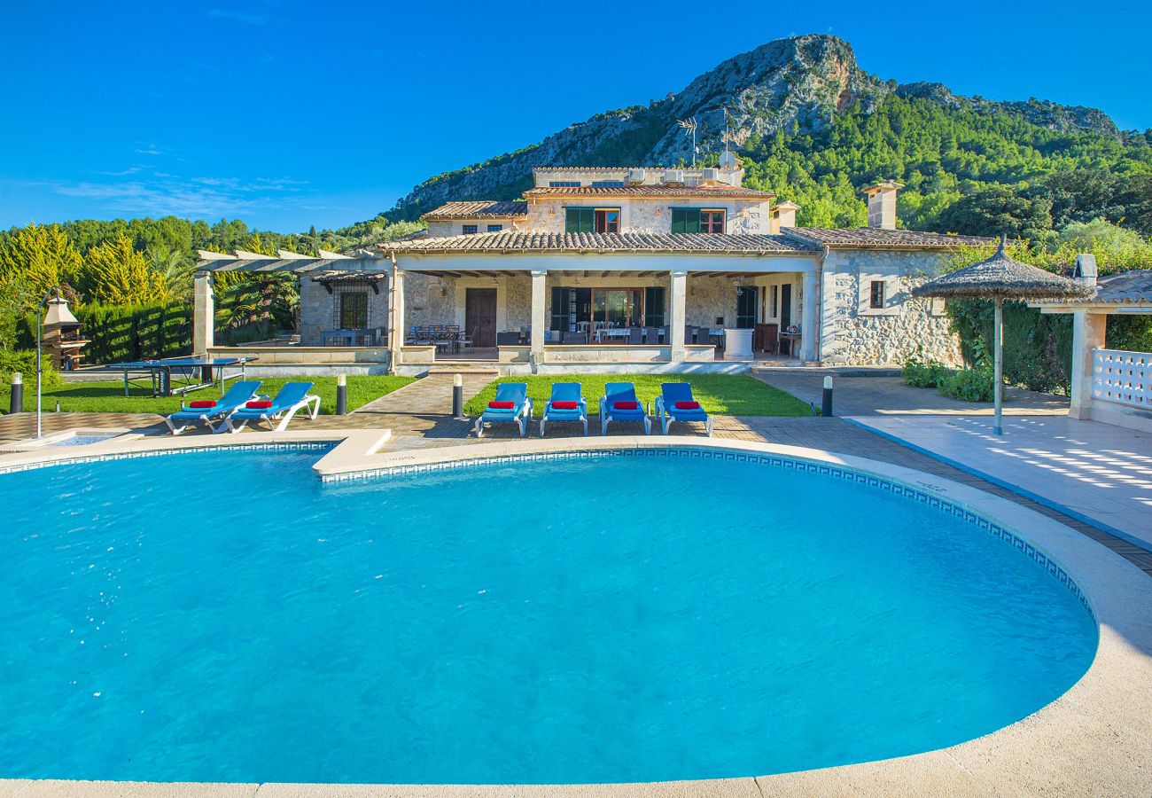 Villa en Pollensa - RAFALET. Estupenda villa cerca con gran piscina y un entorno espectacular
