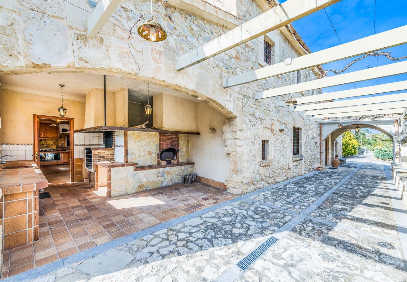 Villa en Pollensa - RAFALET. Estupenda villa cerca con gran piscina y un entorno espectacular