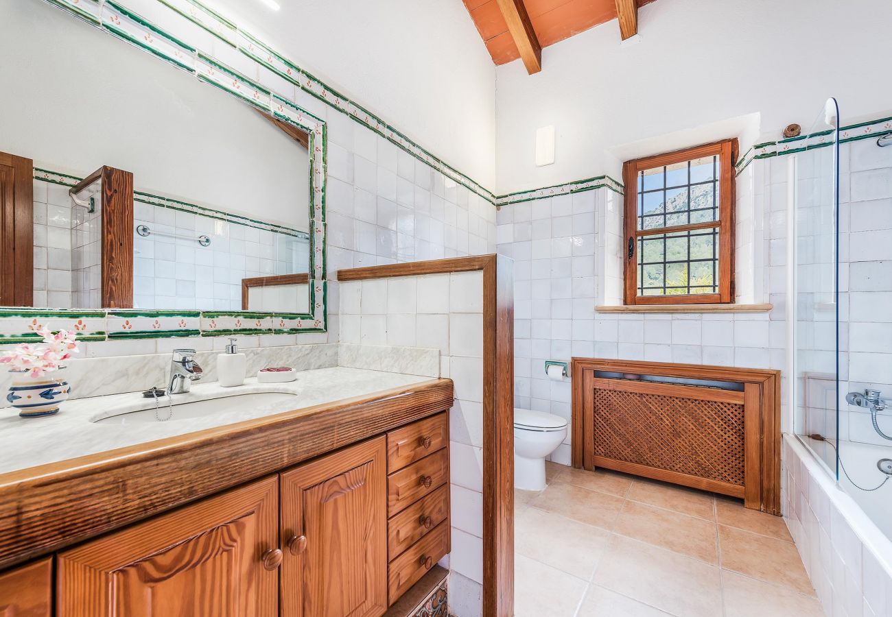 Villa en Pollensa - RAFALET. Estupenda villa cerca con gran piscina y un entorno espectacular