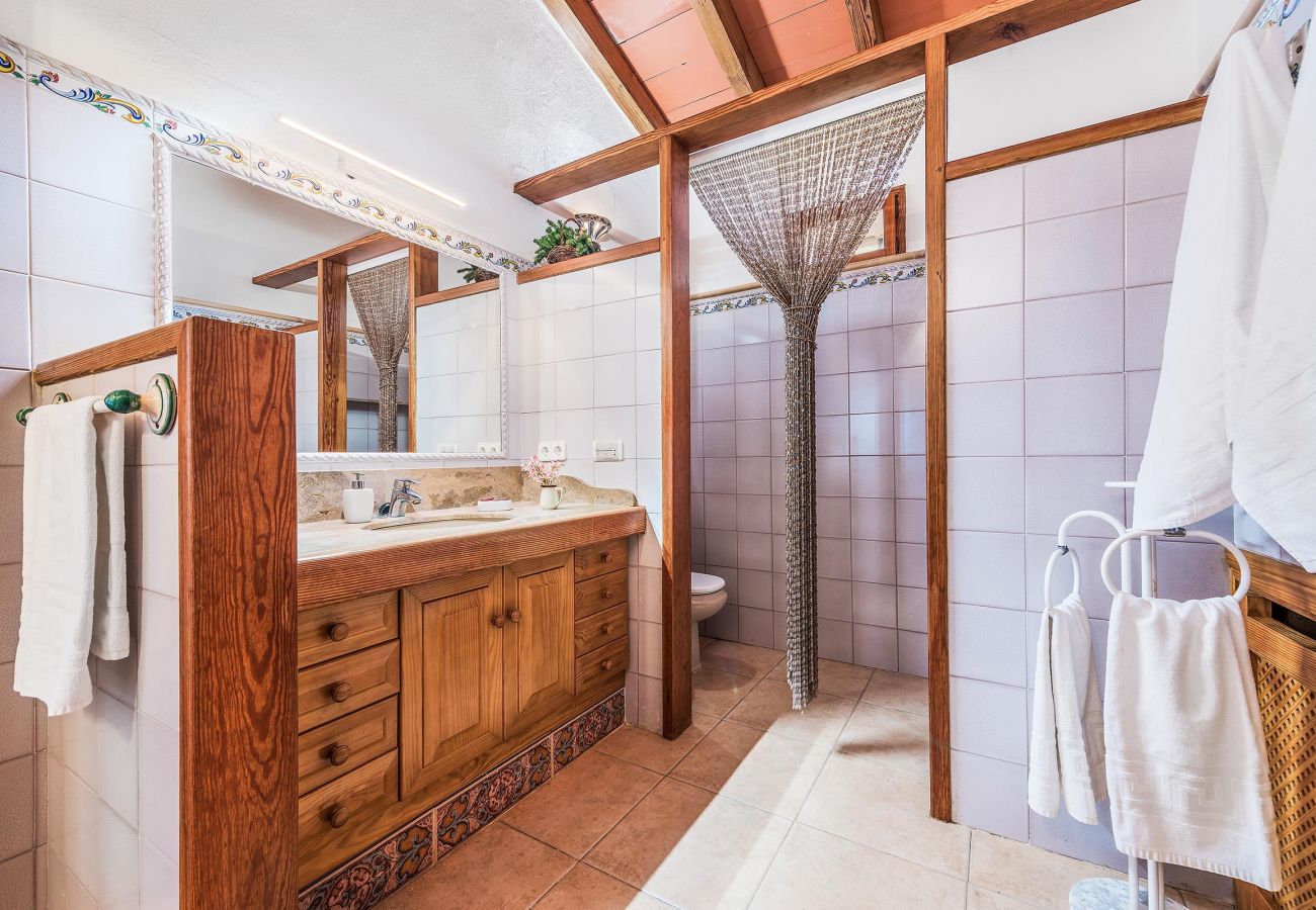 Villa en Pollensa - RAFALET. Estupenda villa cerca con gran piscina y un entorno espectacular