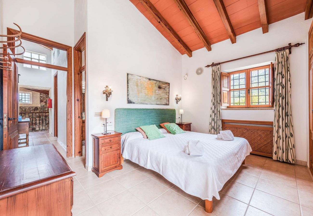 Villa en Pollensa - RAFALET. Estupenda villa cerca con gran piscina y un entorno espectacular