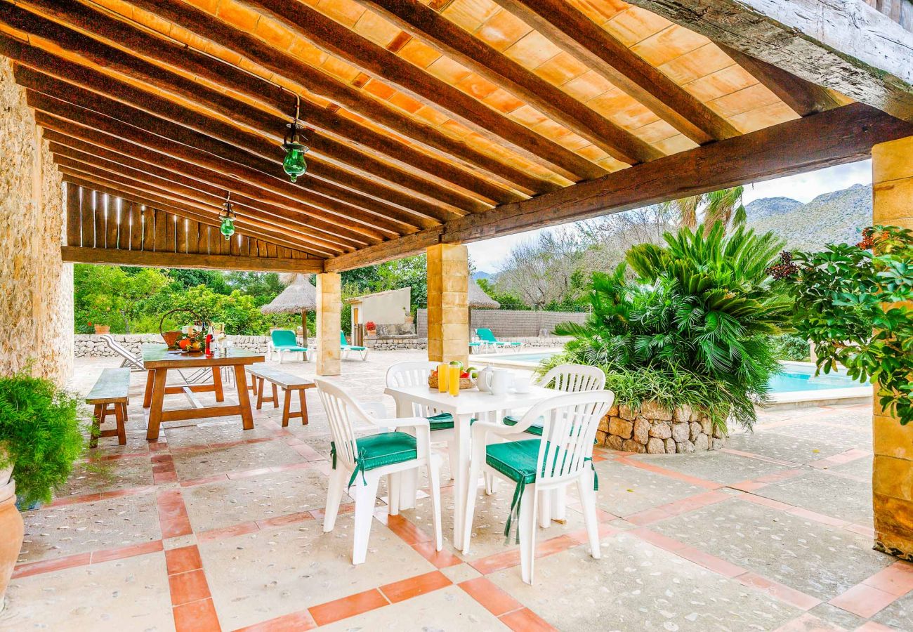 Villa en Cala San Vicente - OLIVA (VICH). Fantástica casa con mucho encanto
