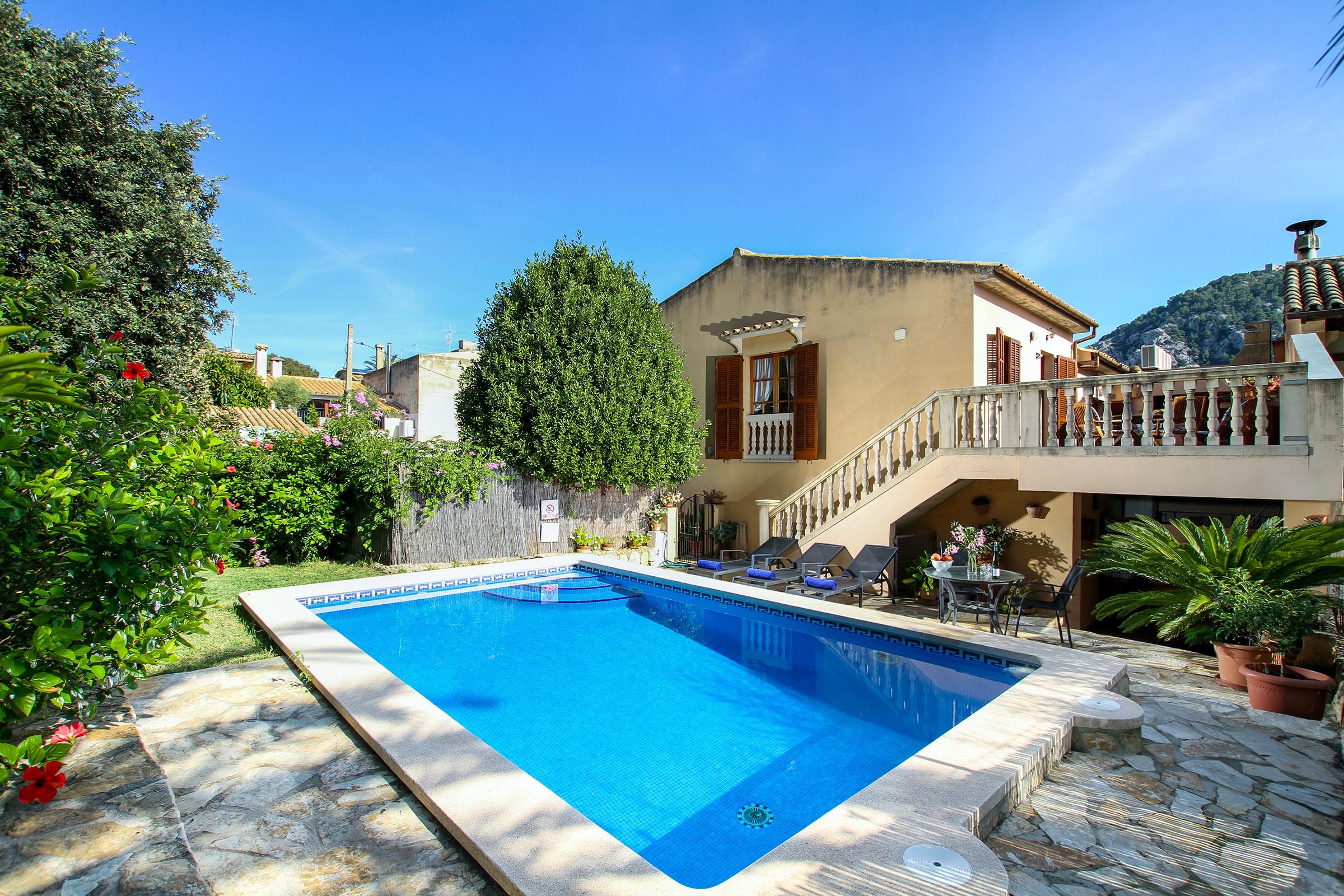 Irina Bonita Casa De Pueblo Con Piscina A Menos De 500 Mts Del Centro Villas En Pollensa