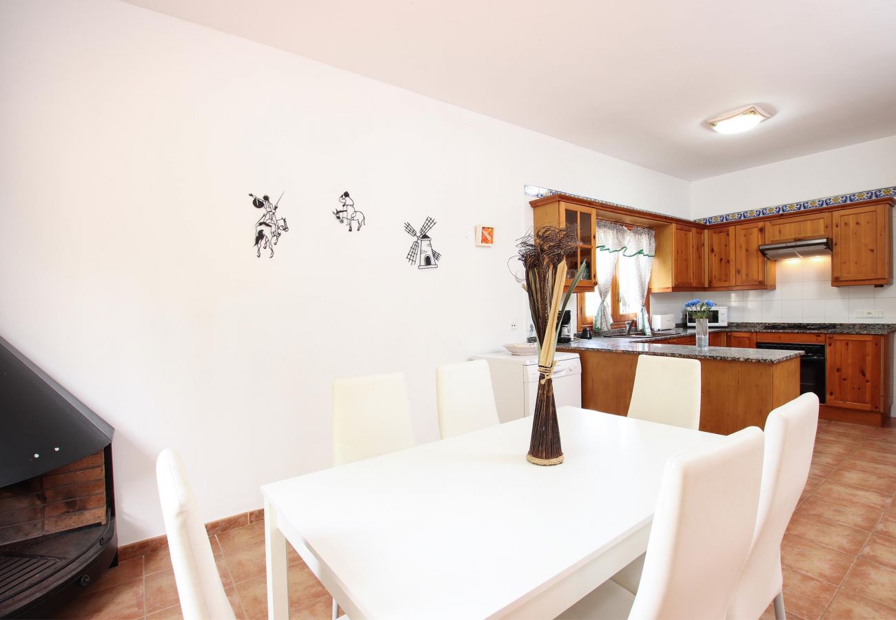 Villa en Pollensa - PUNTA COLET. Gran piscina y espacioso jardín para una diversión sin fin