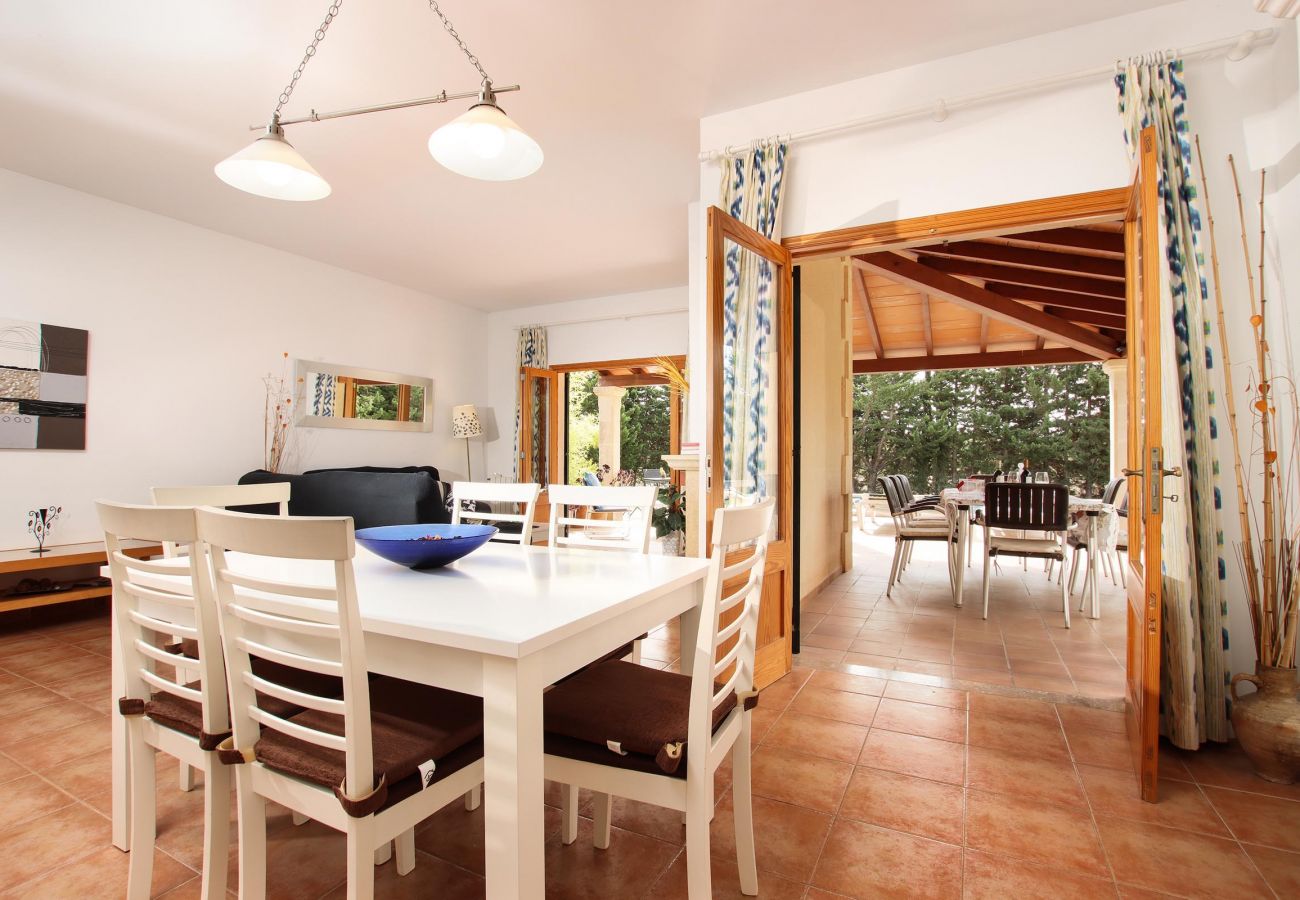 Villa en Pollensa - PUNTA COLET. Gran piscina y espacioso jardín para una diversión sin fin