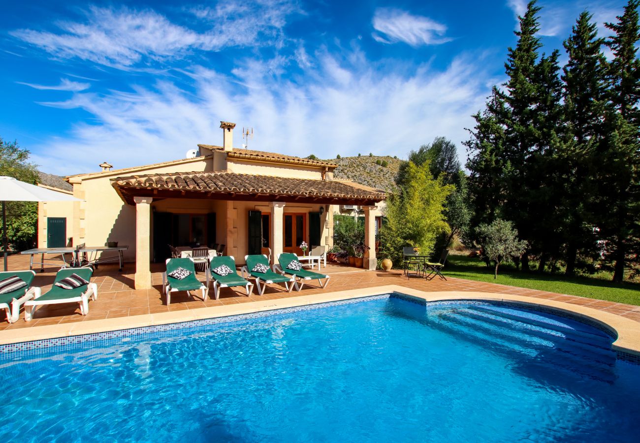 Villa en Pollensa - PUNTA COLET. Gran piscina y espacioso jardín para una diversión sin fin