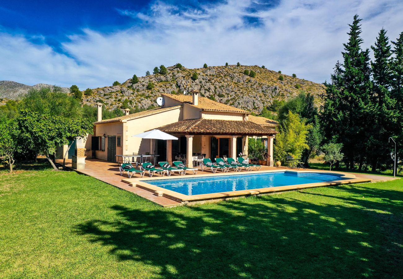 Villa en Pollensa - PUNTA COLET. Gran piscina y espacioso jardín para una diversión sin fin