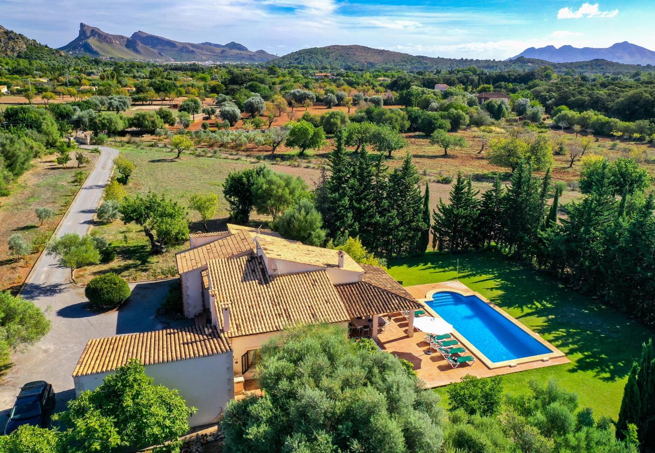 Villa en Pollensa - PUNTA COLET. Gran piscina y espacioso jardín para una diversión sin fin