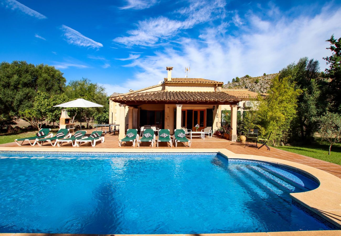 Villa en Pollensa - PUNTA COLET. Gran piscina y espacioso jardín para una diversión sin fin