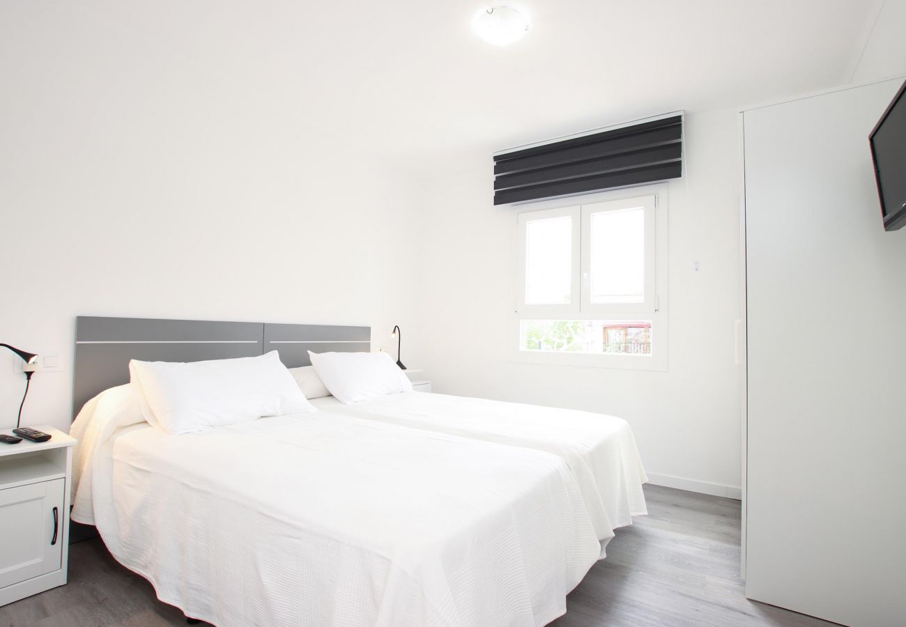 Apartamento en Puerto Pollensa - RIERES. Moderno apartamento cerca de la playa