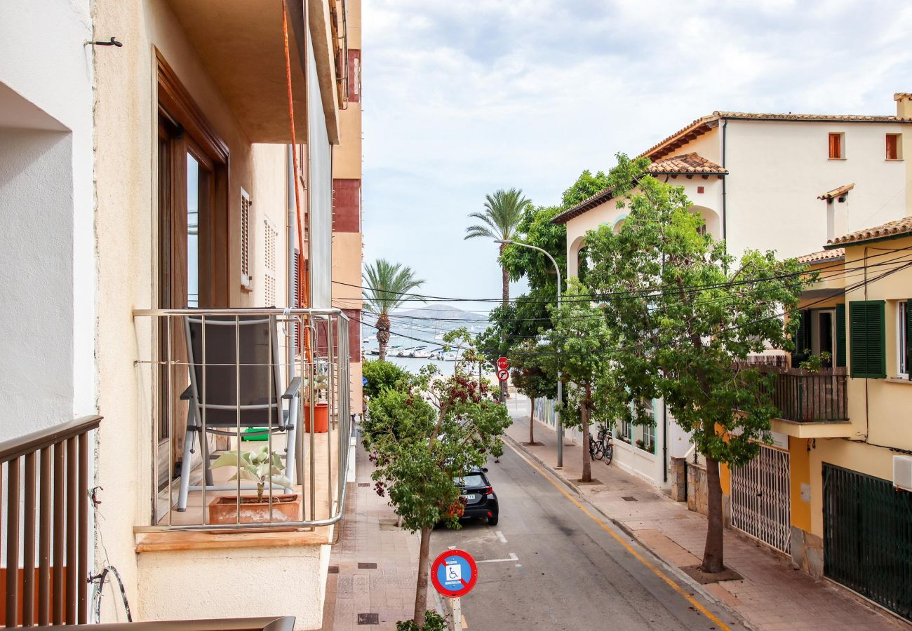 Apartamento en Puerto Pollensa - RIERES. Moderno apartamento cerca de la playa