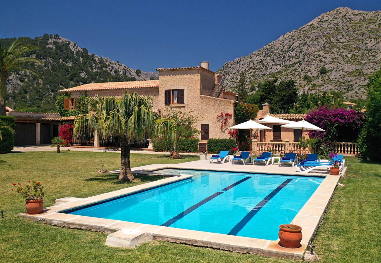 Villa en Pollensa - SOLIVELLAS. Villa cerca de Pollensa con fabuloso jardín