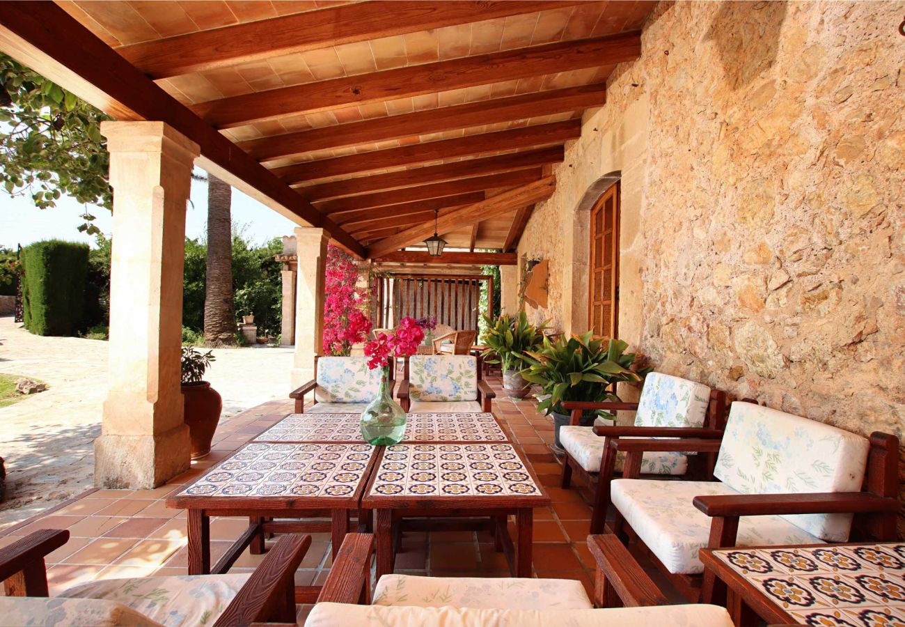 Villa en Pollensa - SOLIVELLAS. Villa cerca de Pollensa con fabuloso jardín