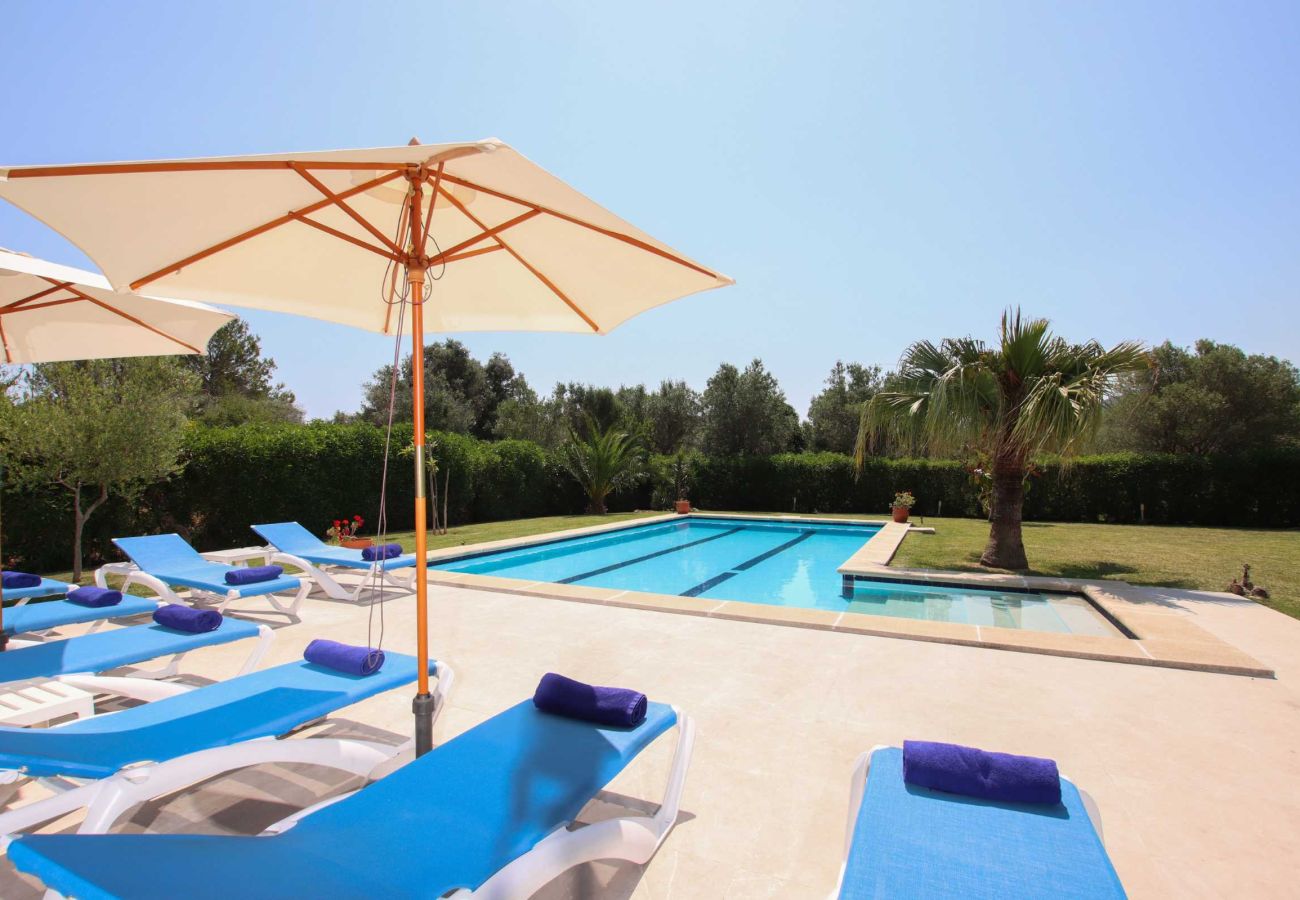 Villa en Pollensa - SOLIVELLAS. Villa cerca de Pollensa con fabuloso jardín