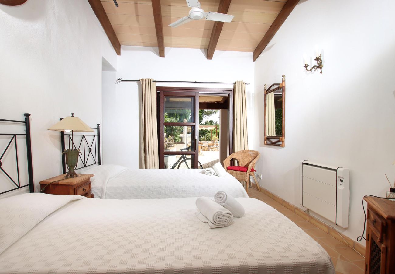 Villa en Pollensa - JACOBUS. Un paraíso de corte tradicional con una impresionante piscina