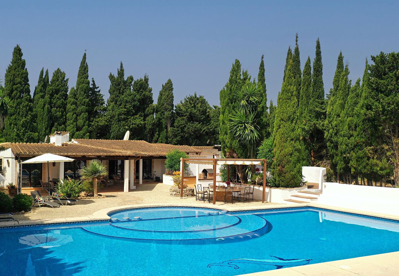 Villa en Pollensa - JACOBUS. Un paraíso de corte tradicional con una impresionante piscina
