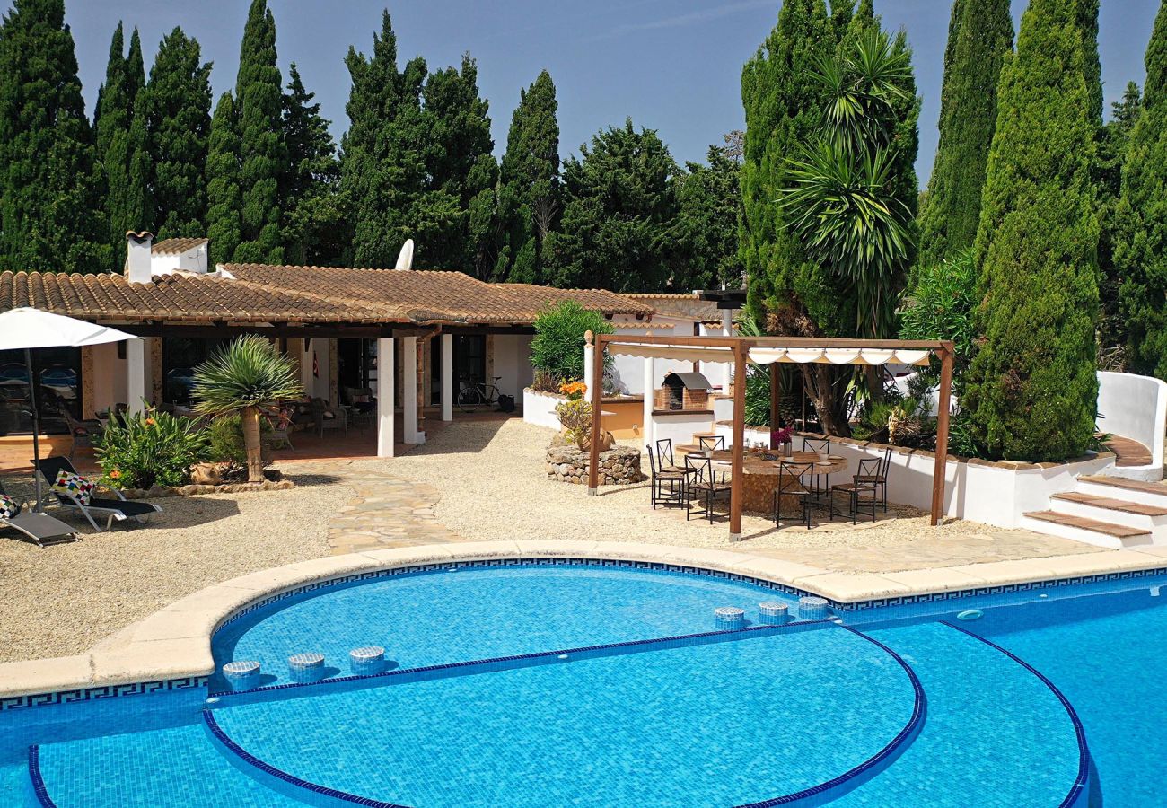 Villa en Pollensa - JACOBUS. Un paraíso de corte tradicional con una impresionante piscina