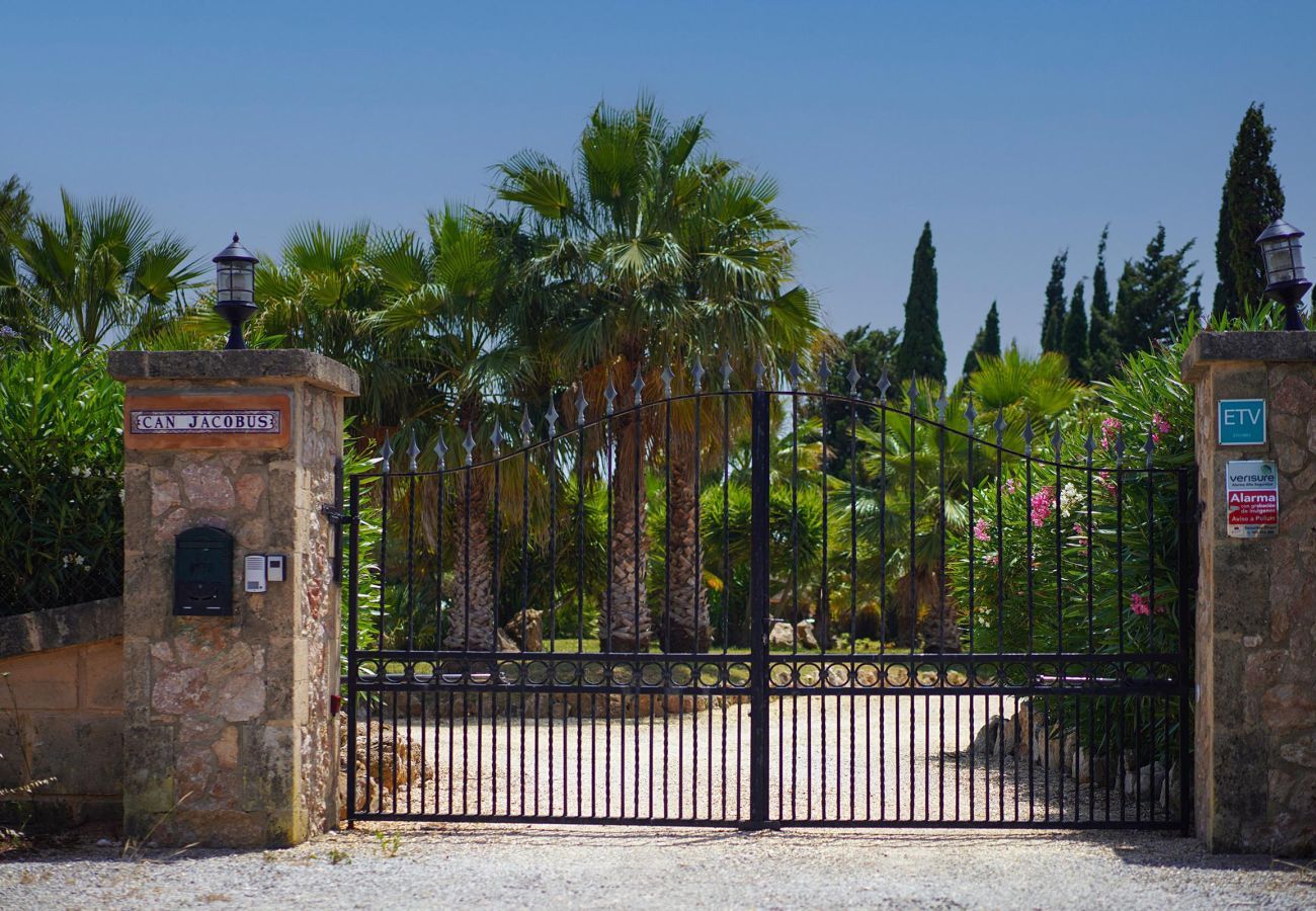 Villa en Pollensa - JACOBUS. Un paraíso de corte tradicional con una impresionante piscina