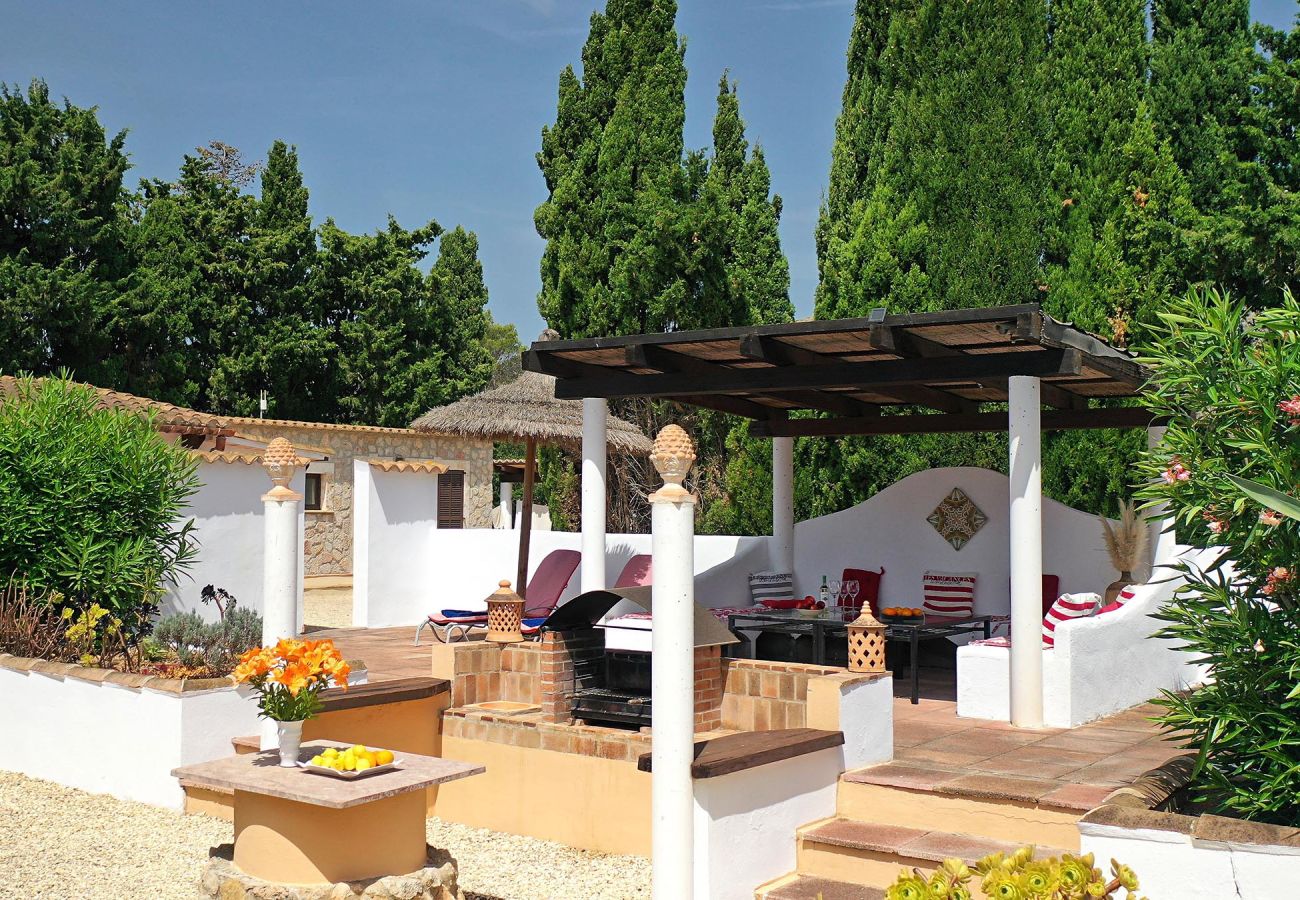 Villa en Pollensa - JACOBUS. Un paraíso de corte tradicional con una impresionante piscina