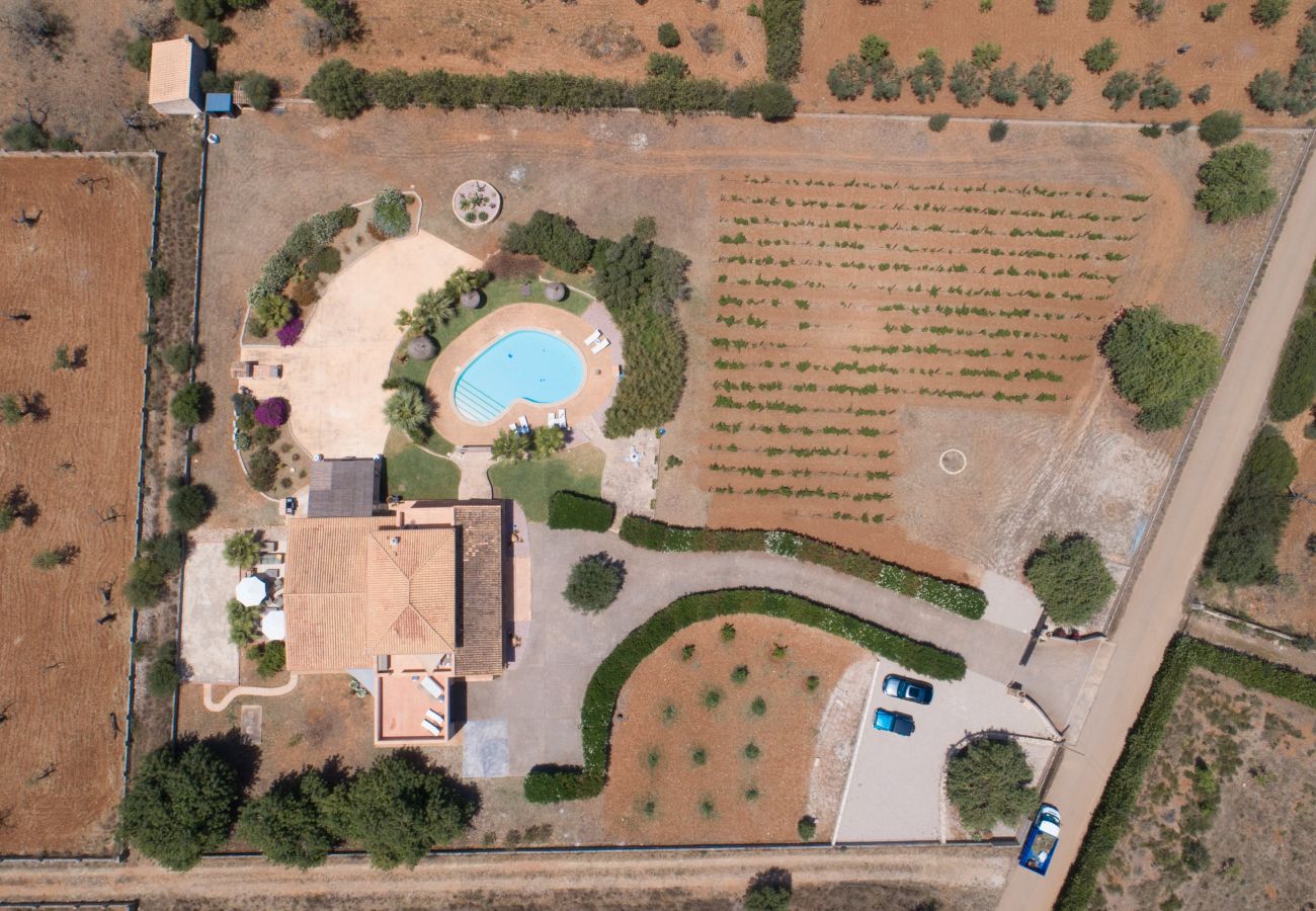 Villa en Buger - Atenas, bonita villa cerca de Buger 