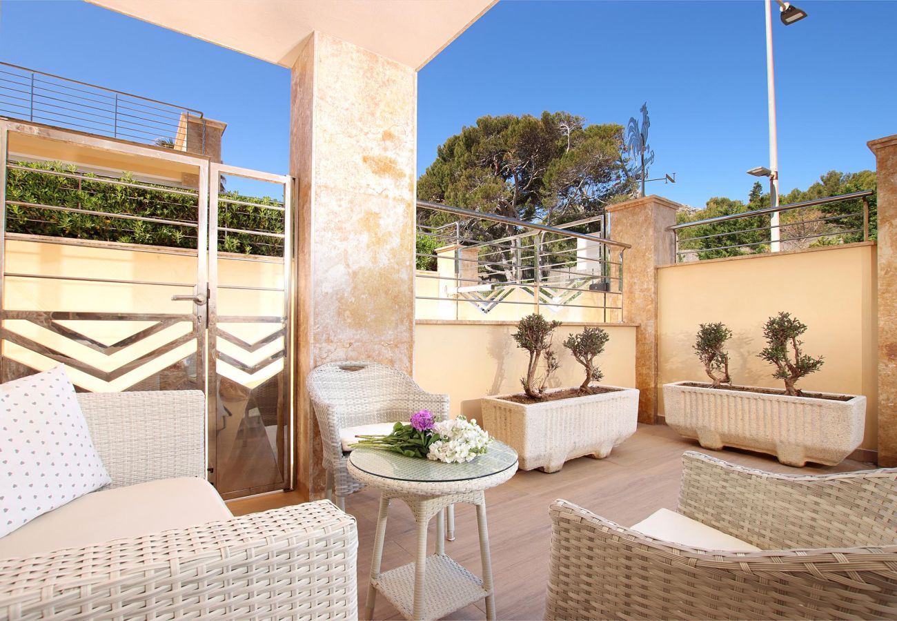 Villa en Cala Sant Vicenç - CAVALL , bonita villa en el centro de Cala Sant Vicenç