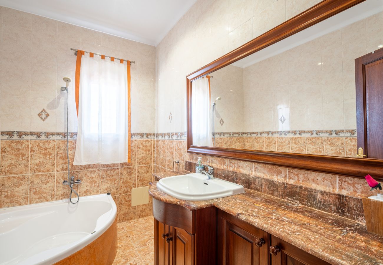 Villa en Sant Joan - Villa La Teula , casa cerca del pueblo de Sant Joan